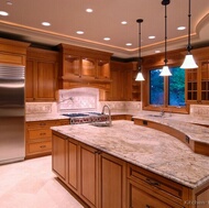 Traditional Medium Wood (Golden) Kitchen