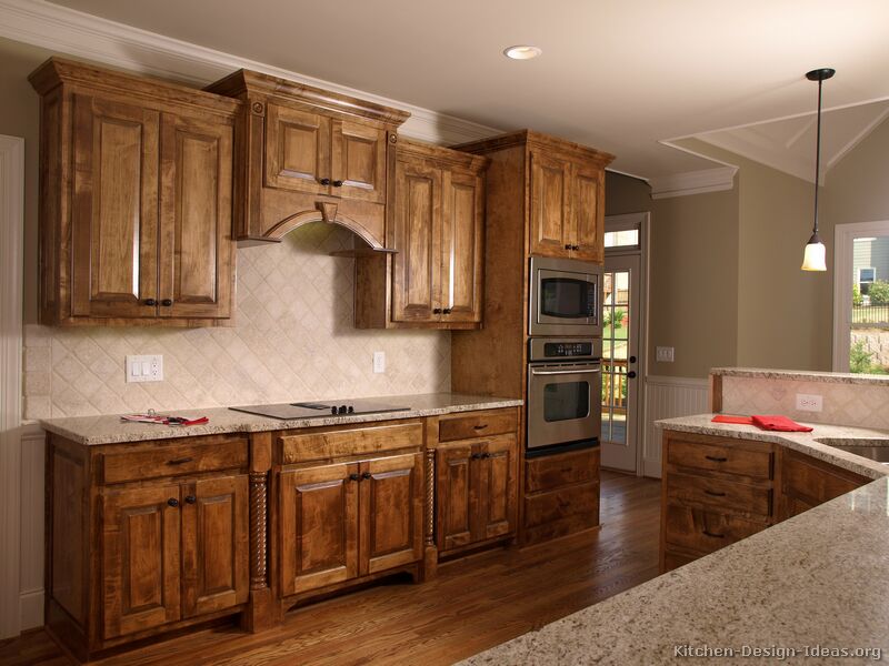 Pictures of Kitchens Traditional Medium Wood Cabinets 