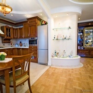 Traditional Medium Wood (Golden) Kitchen