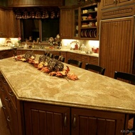 Traditional Medium Wood (Golden) Kitchen