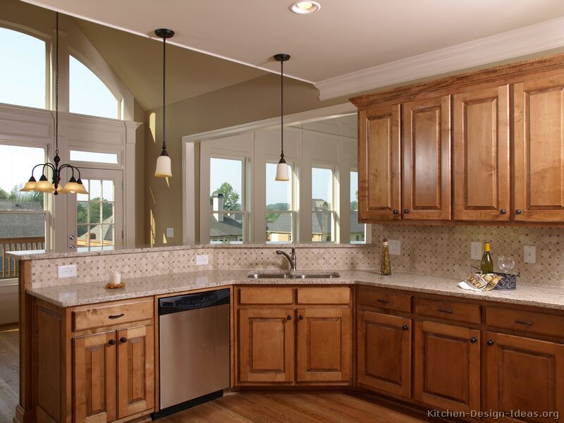 Kitchen Design Ideas with Oak Cabinets