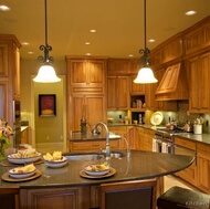 Traditional Medium Wood-Golden Kitchen