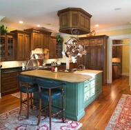 Traditional Green Kitchen