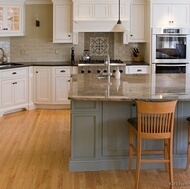 Traditional Two-Tone Kitchen