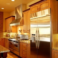 Traditional Two-Tone Kitchen