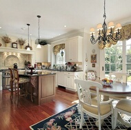 Traditional Two-Tone Kitchen