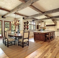 Traditional Two-Tone Kitchen