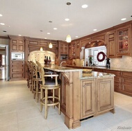 Traditional Two-Tone Kitchen