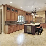 Traditional Light Wood Kitchen