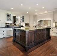 Traditional Kitchen Cabinets