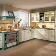 Traditional Two-Tone Kitchen