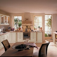 Traditional Antique White Kitchen