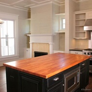 Traditional Two-Tone Kitchen