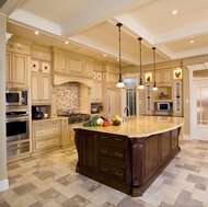 Traditional Two-Tone Kitchen