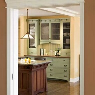 Traditional Two-Tone Kitchen