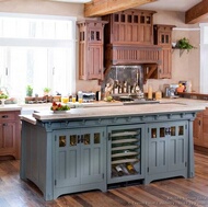 Traditional Two-Tone Kitchen