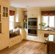 Traditional Two-Tone Kitchen