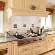 Traditional Two-Tone Kitchen