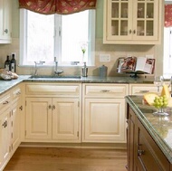 Traditional Two-Tone Kitchen