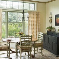 Traditional Two-Tone Kitchen