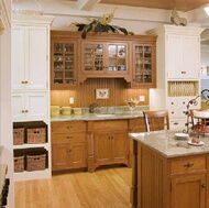 Traditional Two-Tone Kitchen