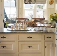 Traditional Two-Tone Kitchen