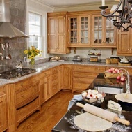 Traditional Two-Tone Kitchen