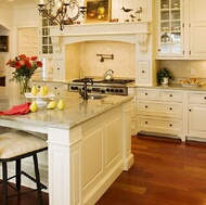 Traditional Two-Tone Kitchen