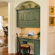 Traditional Two-Tone Kitchen