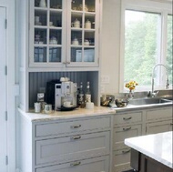 Transitional Kitchen Design with Shaker Style Cabinets