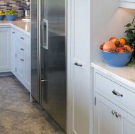 Transitional Kitchen Design with Shaker Style Cabinets