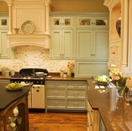 Traditional Two-Tone Kitchen