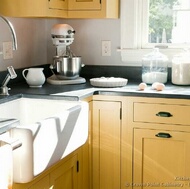 Traditional Two-Tone Kitchen