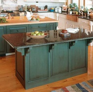 Traditional Two-Tone Kitchen