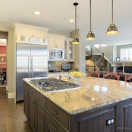 Traditional Two-Tone Kitchen