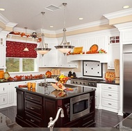 Traditional Two-Tone Kitchen