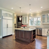 Traditional Two-Tone Kitchen