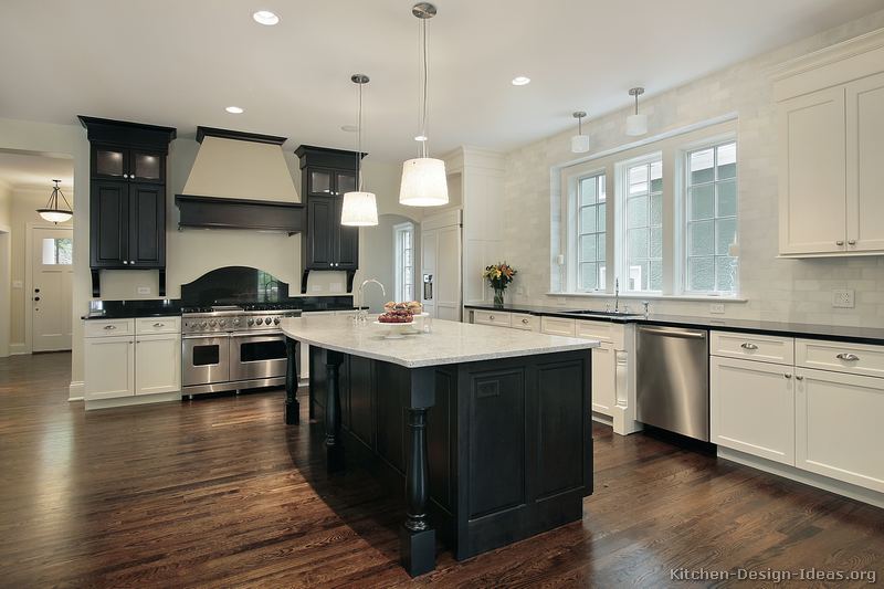 Black and White Kitchen Cabinets