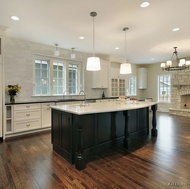 Traditional Two-Tone Kitchen