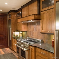 Traditional Two-Tone Kitchen