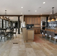 Traditional Two-Tone Kitchen