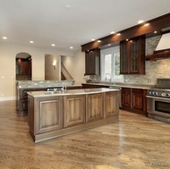 Traditional Two-Tone Kitchen