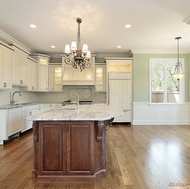 Traditional Two-Tone Kitchen