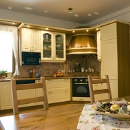 Traditional Two-Tone Kitchen