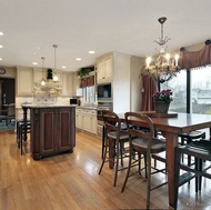 Traditional Two-Tone Kitchen