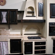 Traditional Two-Tone Kitchen