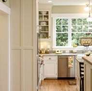 Traditional White Kitchen