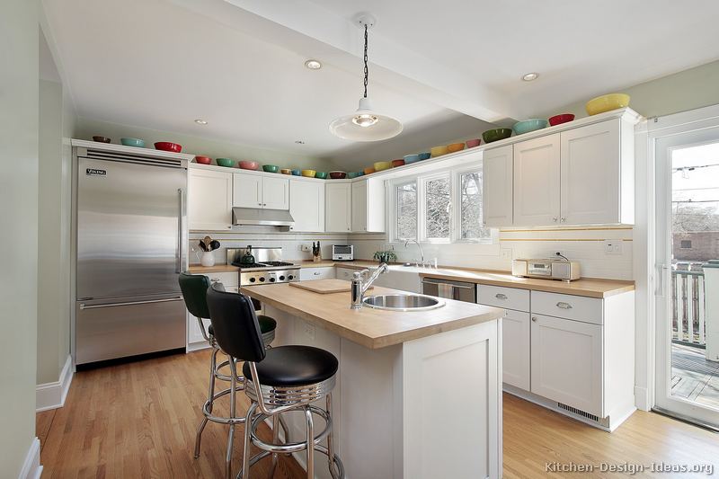 White Kitchen Cabinets With White Countertops