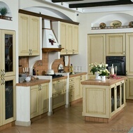 Traditional Whitewash Kitchen