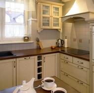 Traditional Whitewash Kitchen